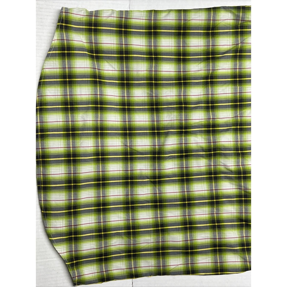 Marmot Short Sleeve Green Plaid Shirt Men's Medium **Small Stain** - Picture 14 of 16
